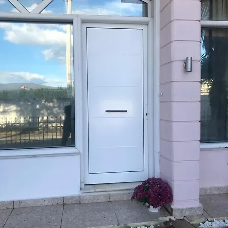 The sunny apartment Αριδαια-Λουτρά Ποζαρ