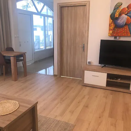 The sunny apartment Αριδαια-Λουτρά Ποζαρ