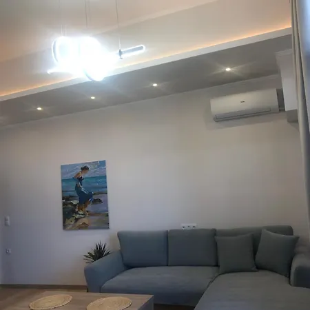 The sunny apartment Αριδαια-Λουτρά Ποζαρ Apartamento Aridaía